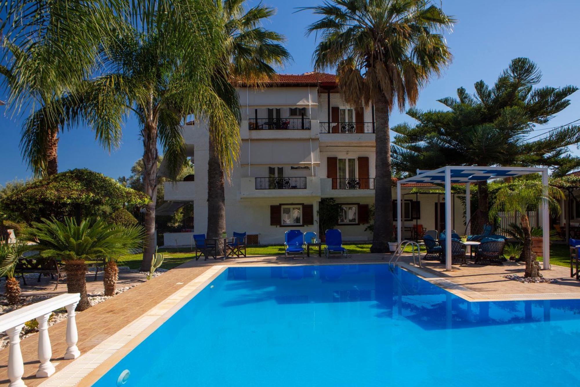 Villa Dimitris Apartments & Bungalows Frinion ภายนอก รูปภาพ