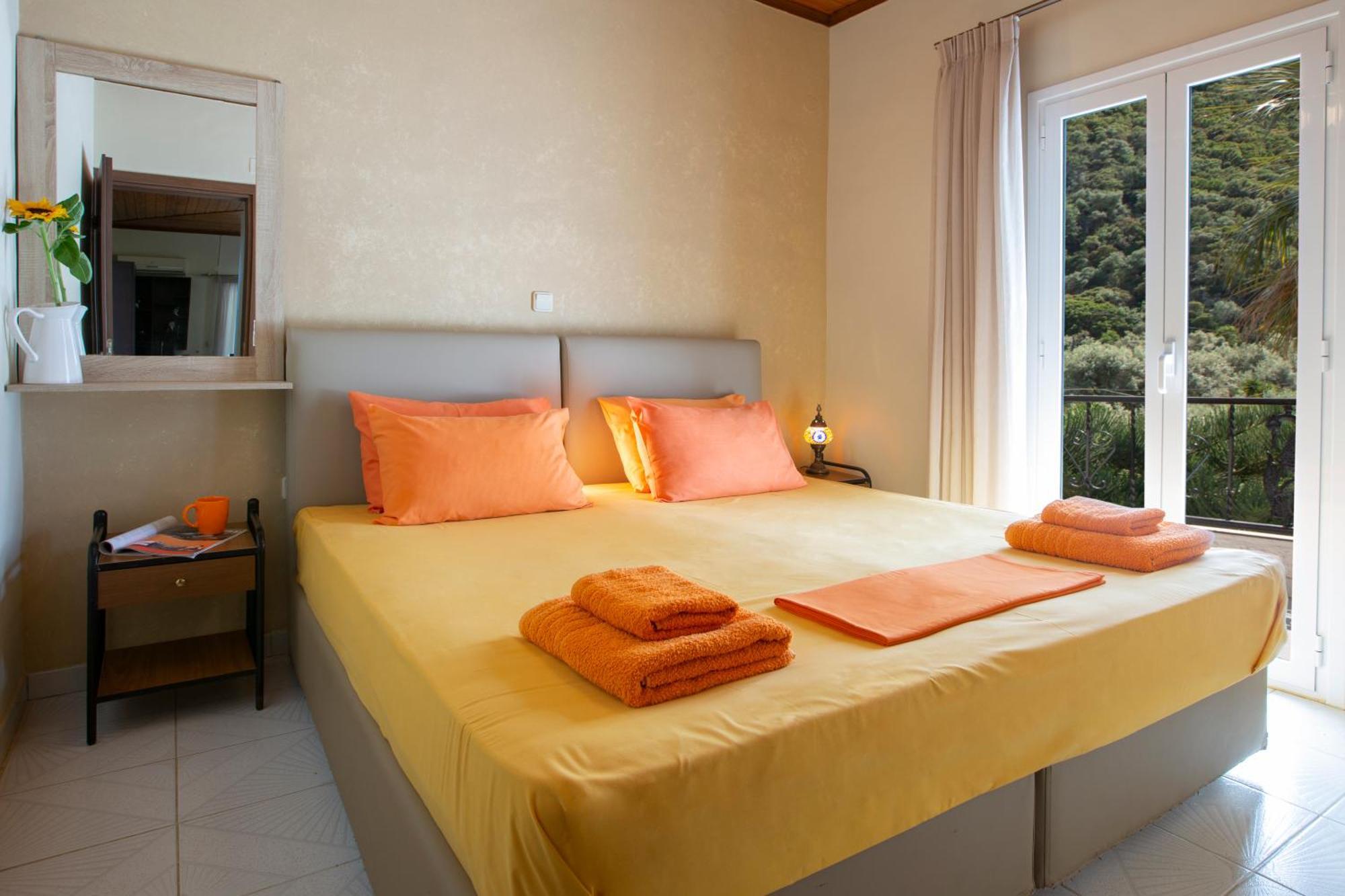 Villa Dimitris Apartments & Bungalows Frinion ภายนอก รูปภาพ