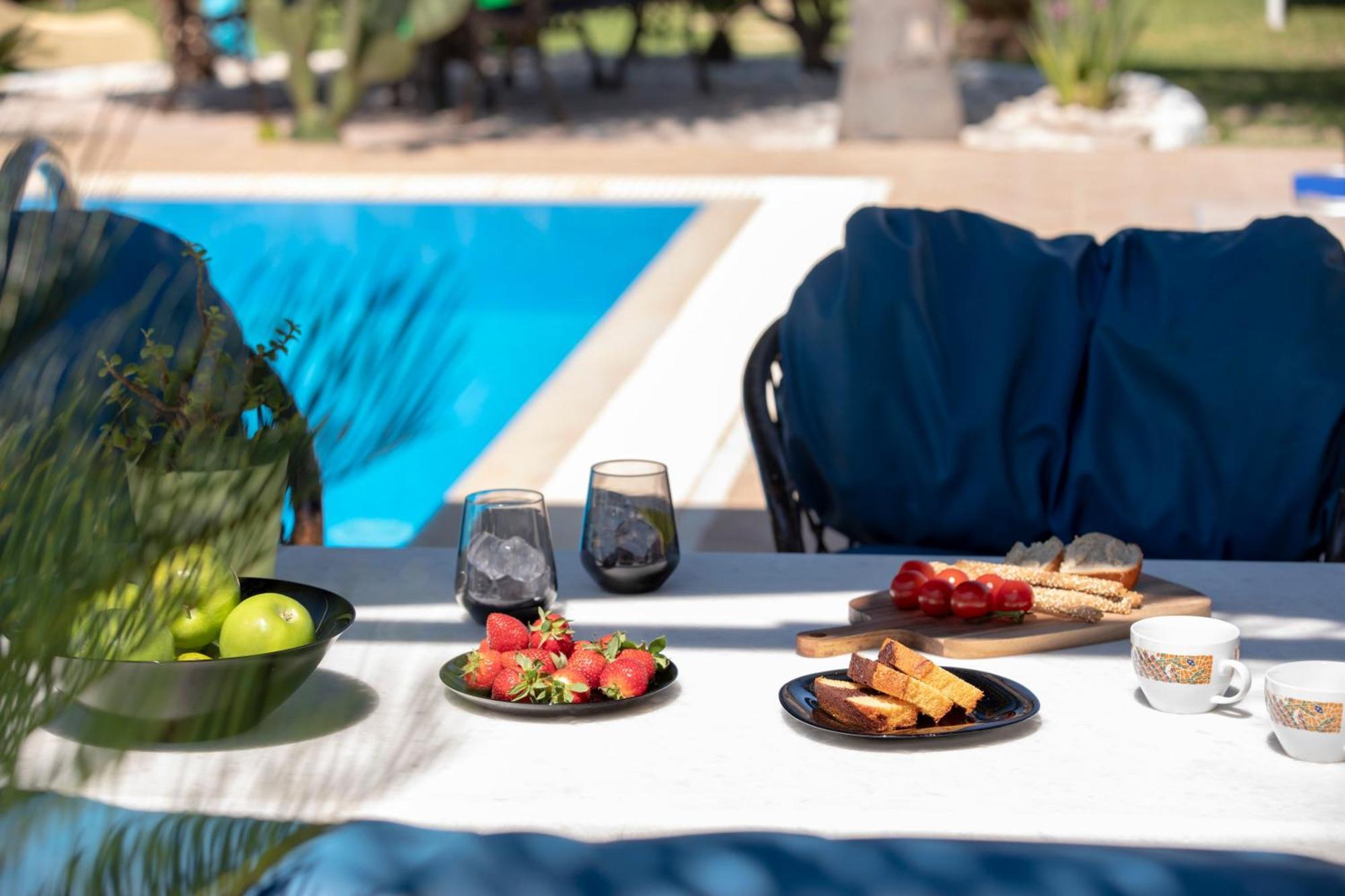 Villa Dimitris Apartments & Bungalows Frinion ภายนอก รูปภาพ
