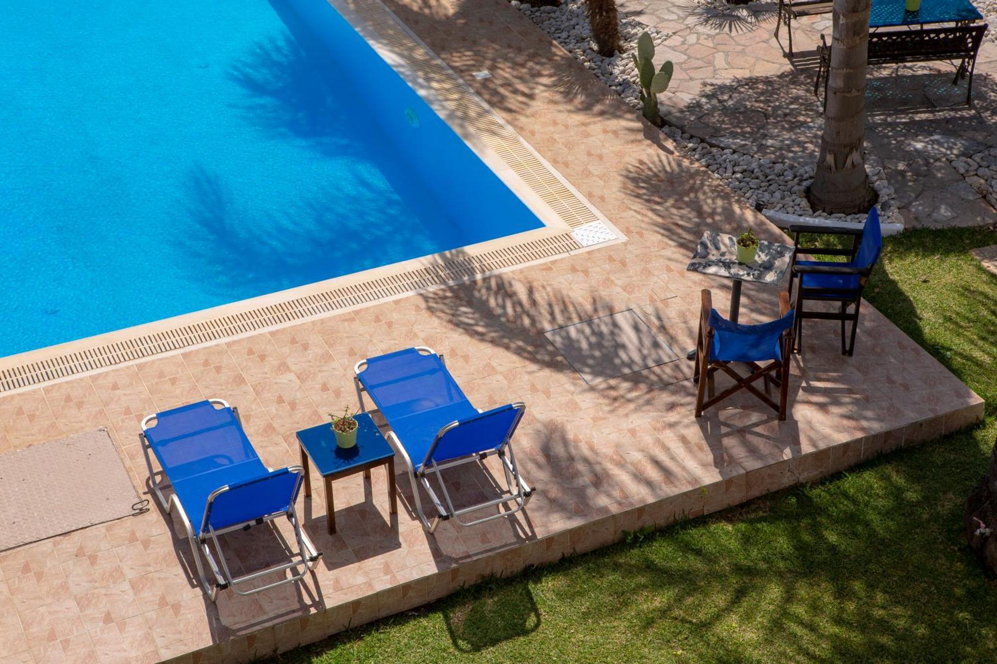 Villa Dimitris Apartments & Bungalows Frinion ภายนอก รูปภาพ