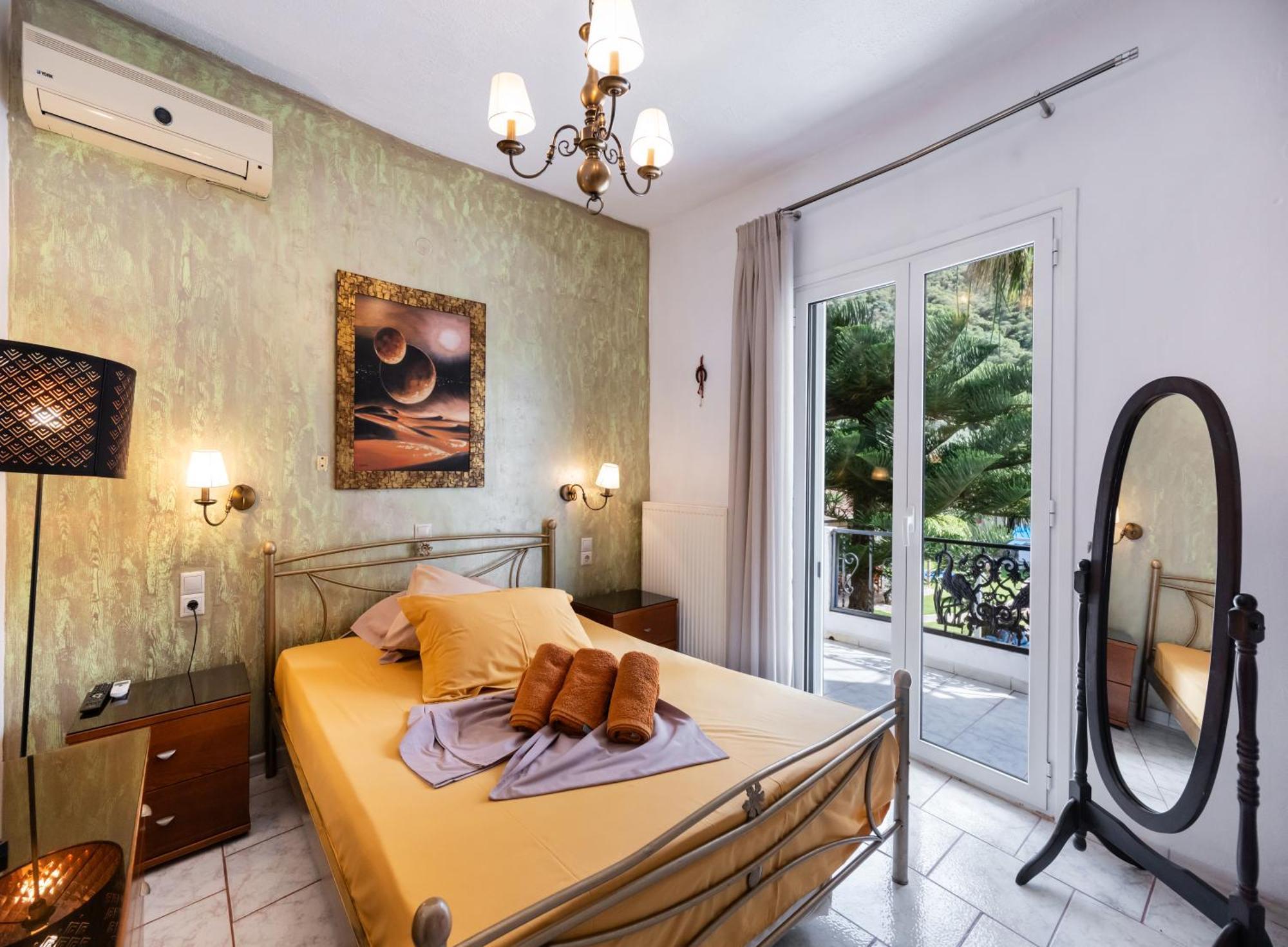 Villa Dimitris Apartments & Bungalows Frinion ภายนอก รูปภาพ